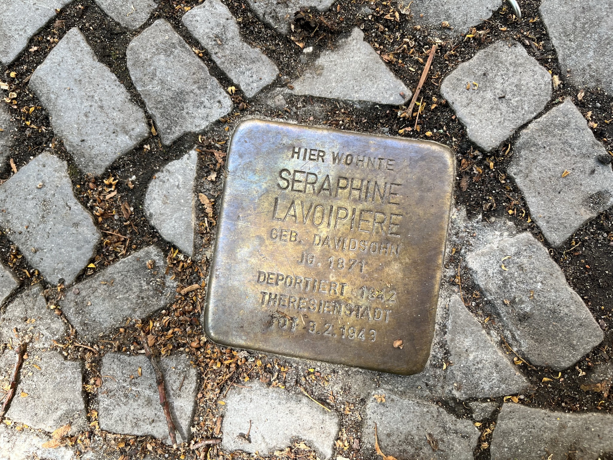 Stolperstein_Lavoipiere-Wieland-Halle